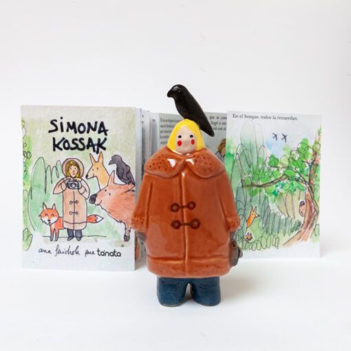 Simona y Fanzine Simona hecho por Ana Ferichola para tánata