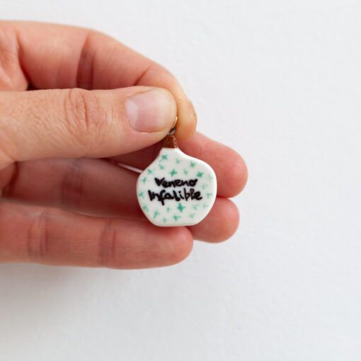 Charm pócima de porcelana