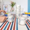 Taza ilustrada hecha en gres